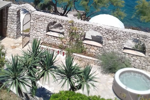 Apartments Punta - Brac Island, Croatia