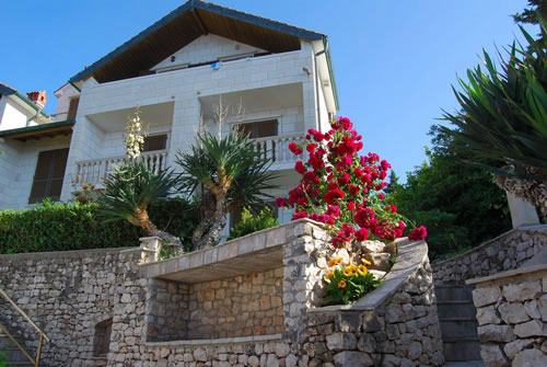 Apartments Punta - Brac Island, Croatia